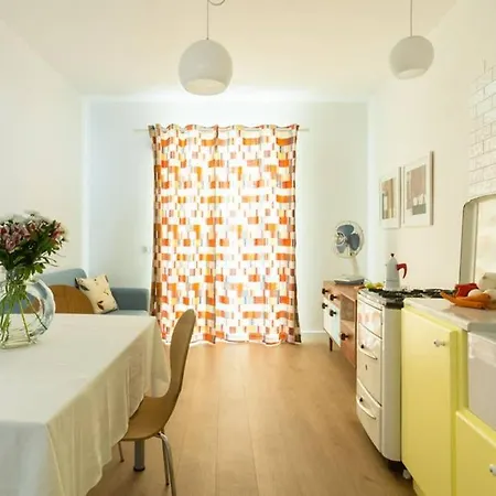 Stylish One Bedroom Flat *