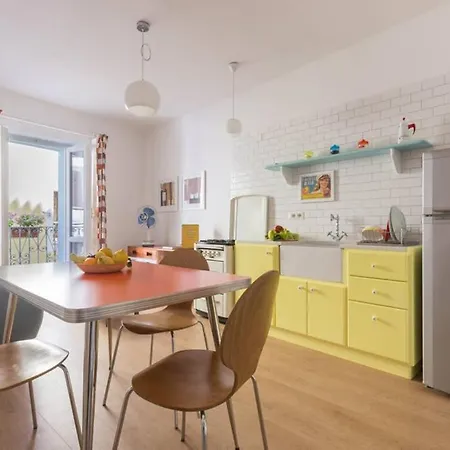 Stylish One Bedroom Flat * Bosa